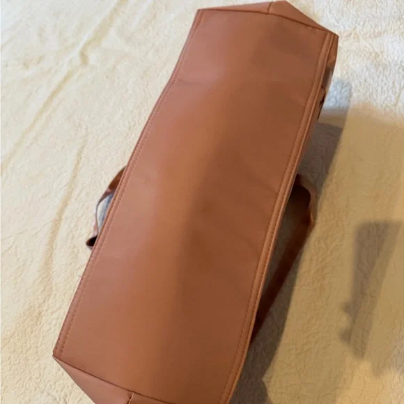 Alo Yoga Pink Gym Bag - Picture 4 of 4